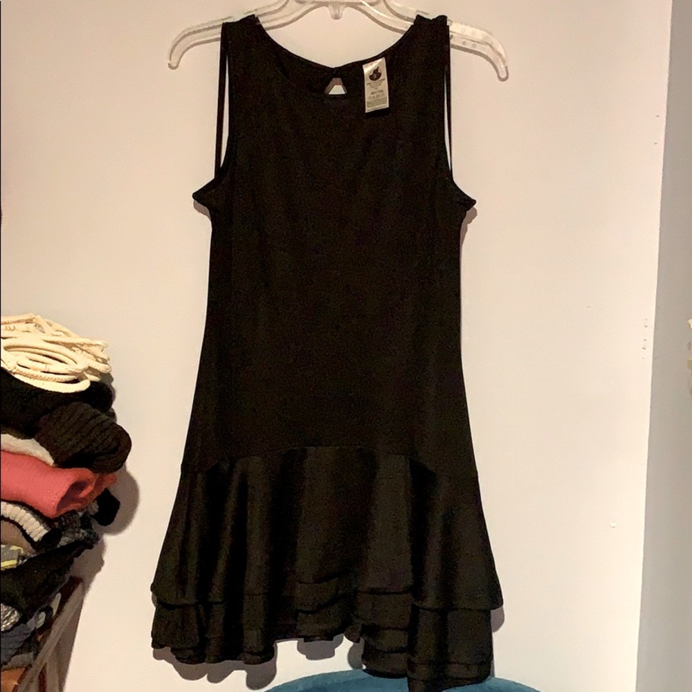 Black dress for any occasion NWOT Sz L